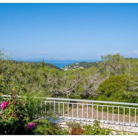 Aloni * Lakka (Paxos)